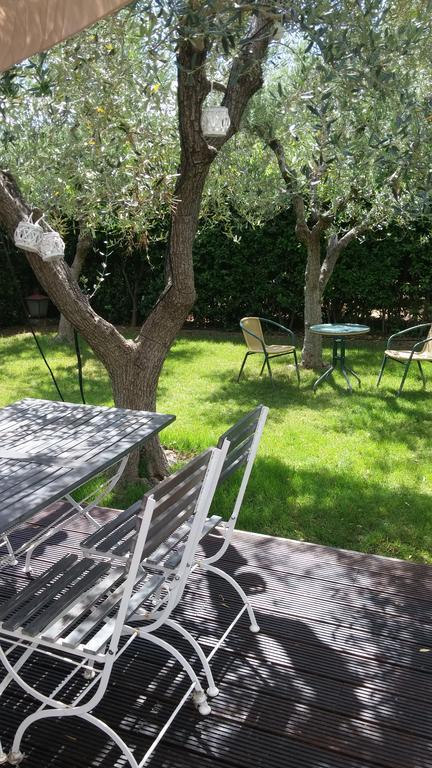 Hotel Il Giardino Del Te Barletta Exterior foto